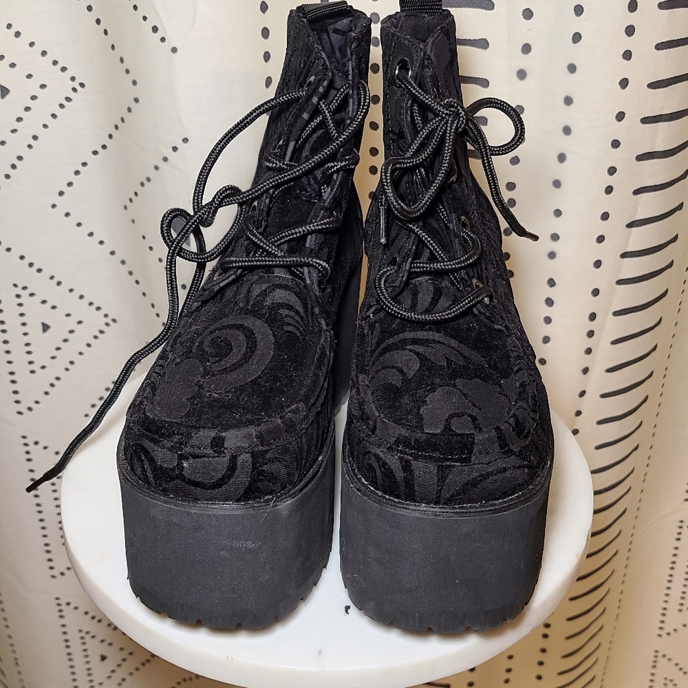 T.U.K Platform Booties. Size 6 - image 2